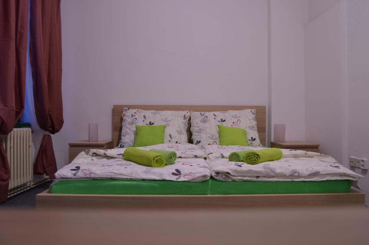 Hotel*** Cesky Dum Chomutov Esterno foto