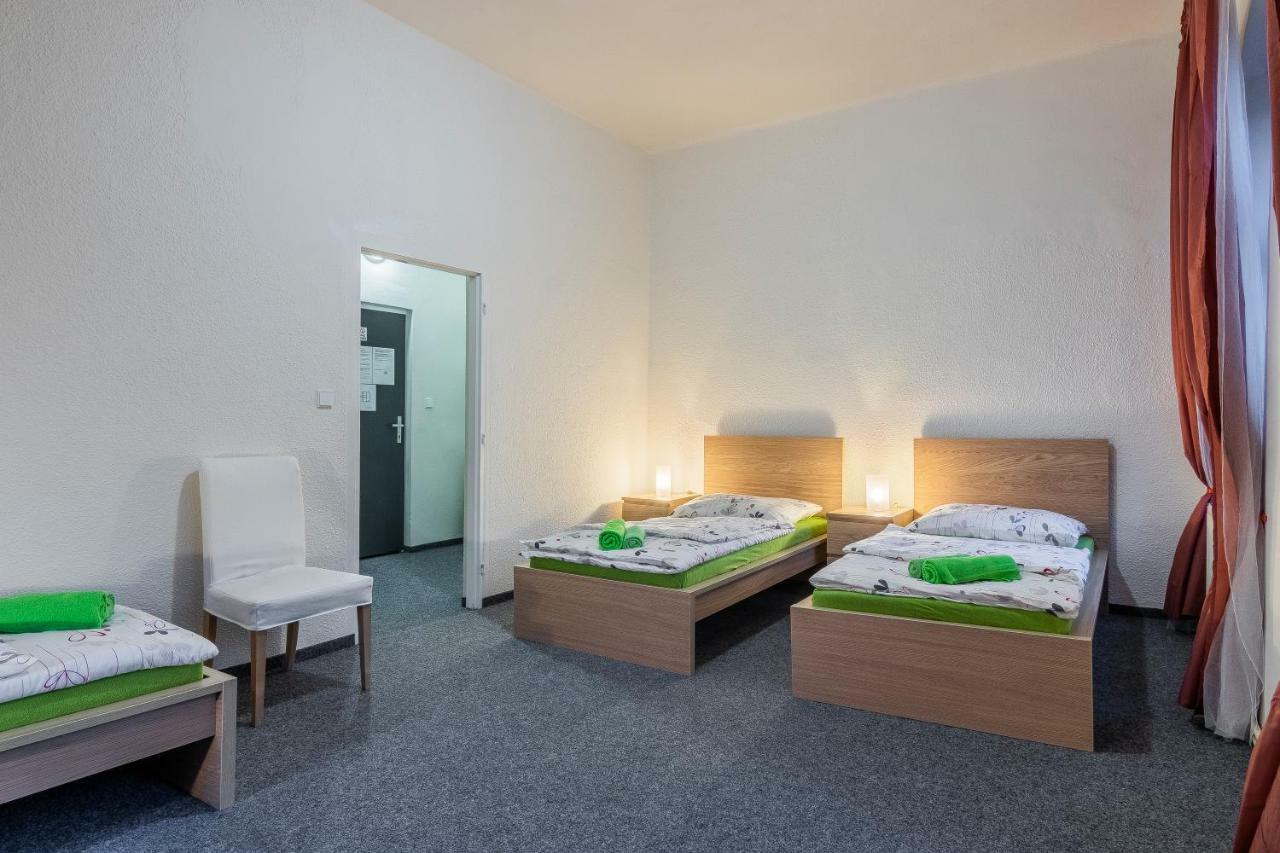 Hotel*** Cesky Dum Chomutov Esterno foto