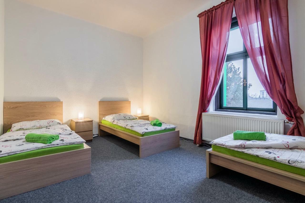 Hotel*** Cesky Dum Chomutov Esterno foto